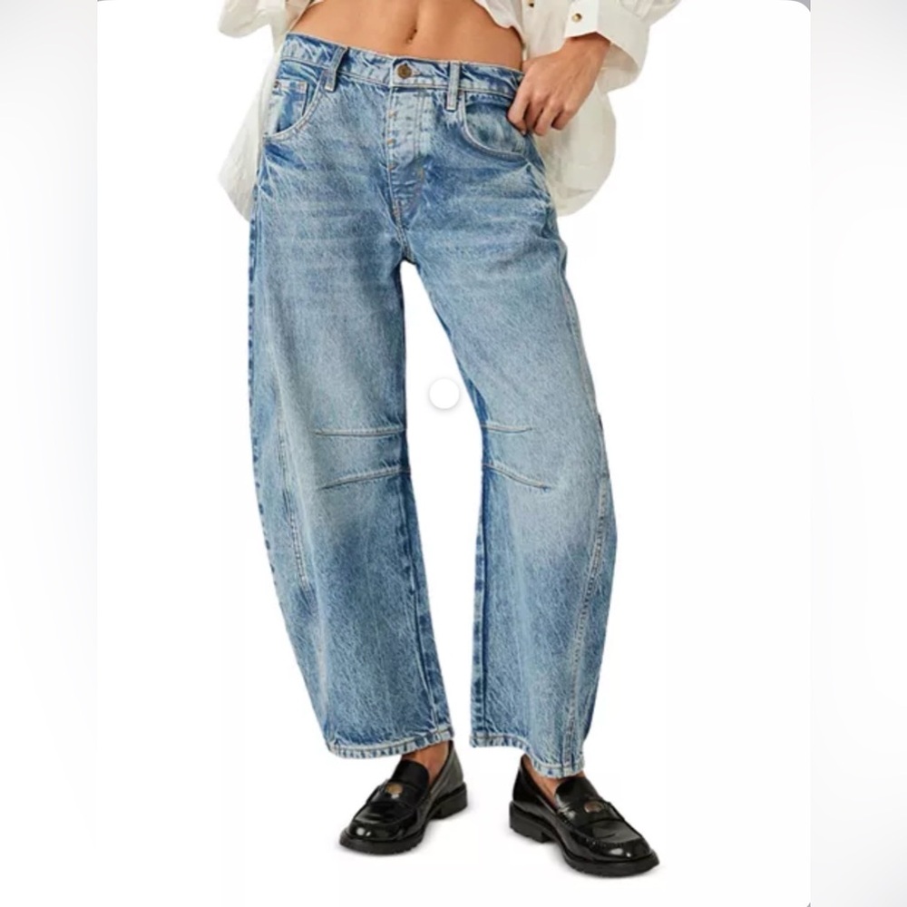 We The Free Good Luck Mid Rise Barrel Jeans in Ultra Light Beam Size 27 - Picture 3 of 15